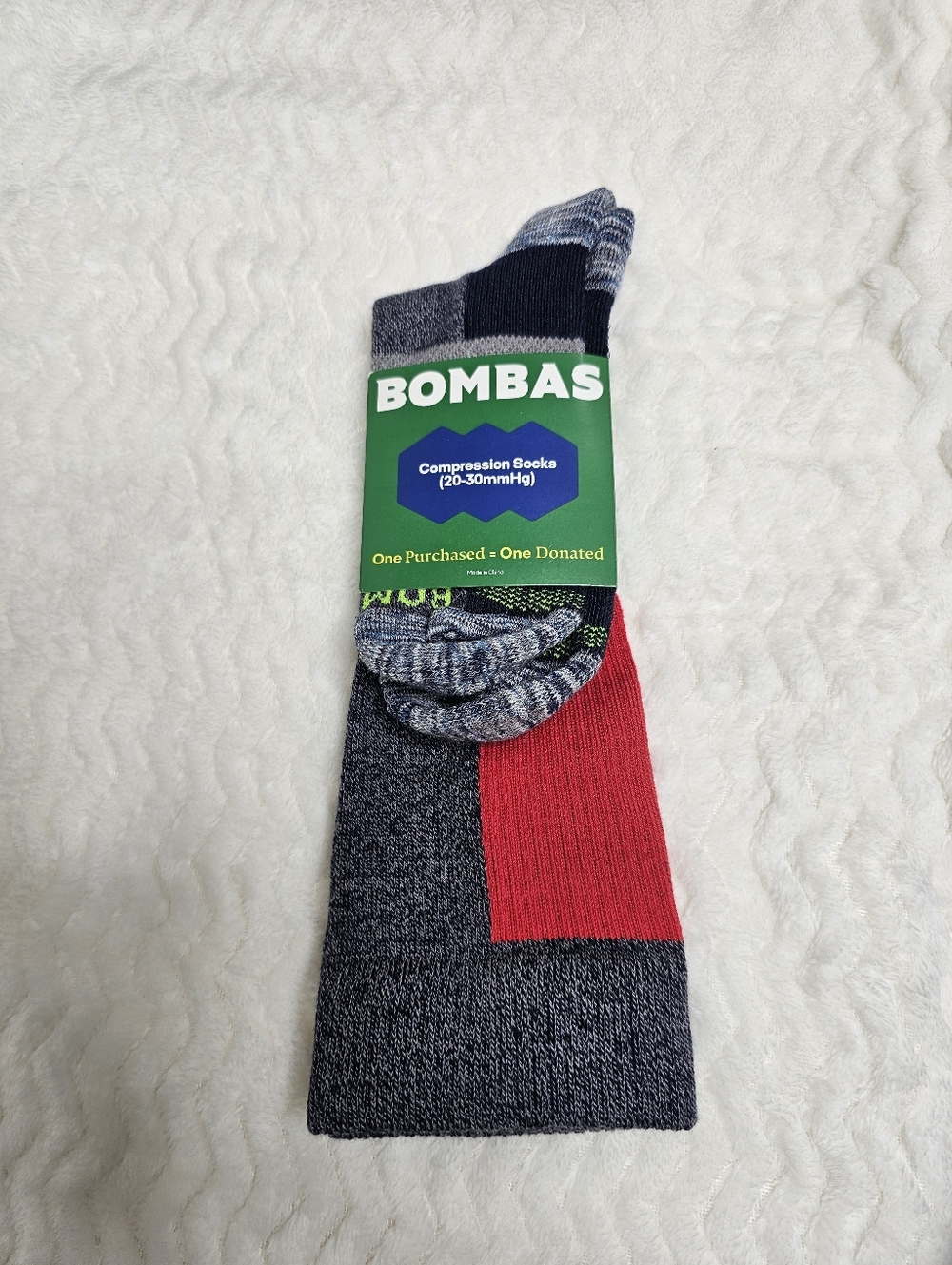 Bombas Compression Socks 20-30mmHG Knee High New Gray Red Medium